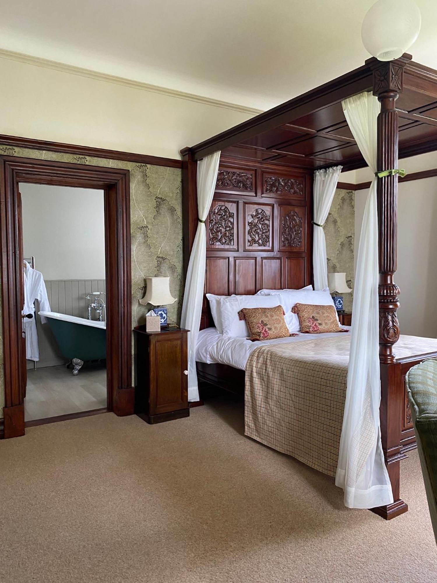 The Old Vicarage Ni B&B Ballywalter ภายนอก รูปภาพ